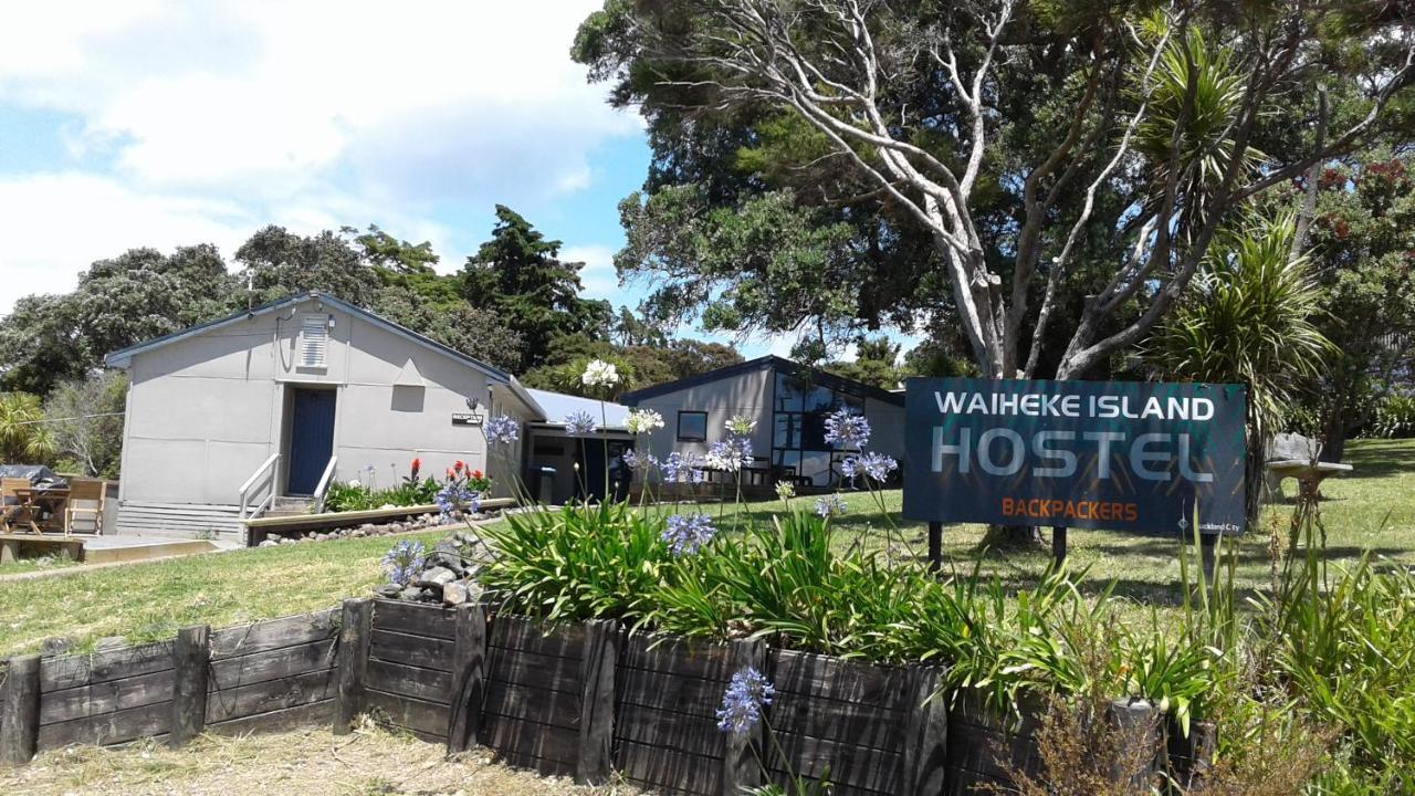 Onetangi Waiheke Backpackers Hostel מראה חיצוני תמונה