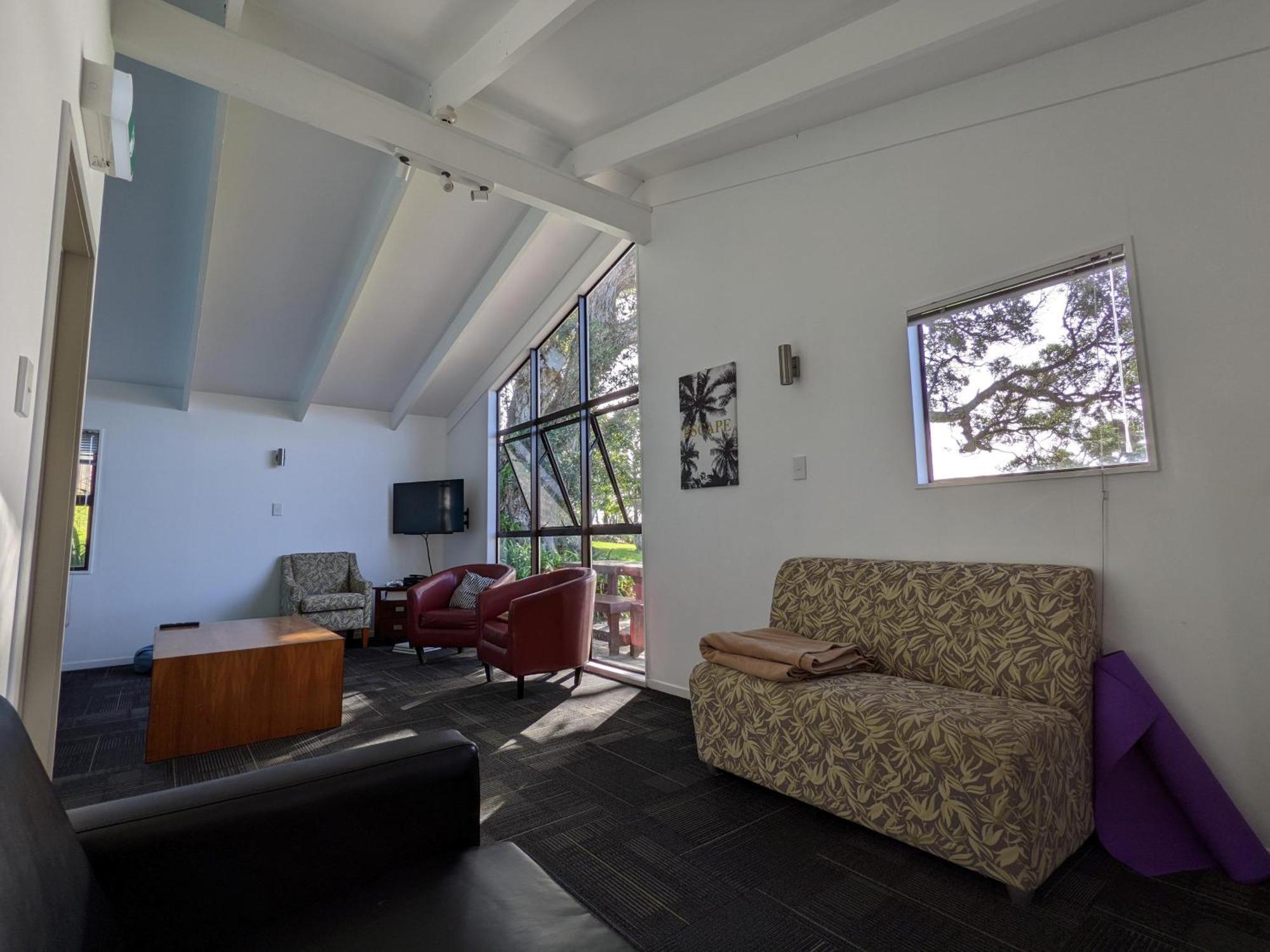 Onetangi Waiheke Backpackers Hostel מראה חיצוני תמונה